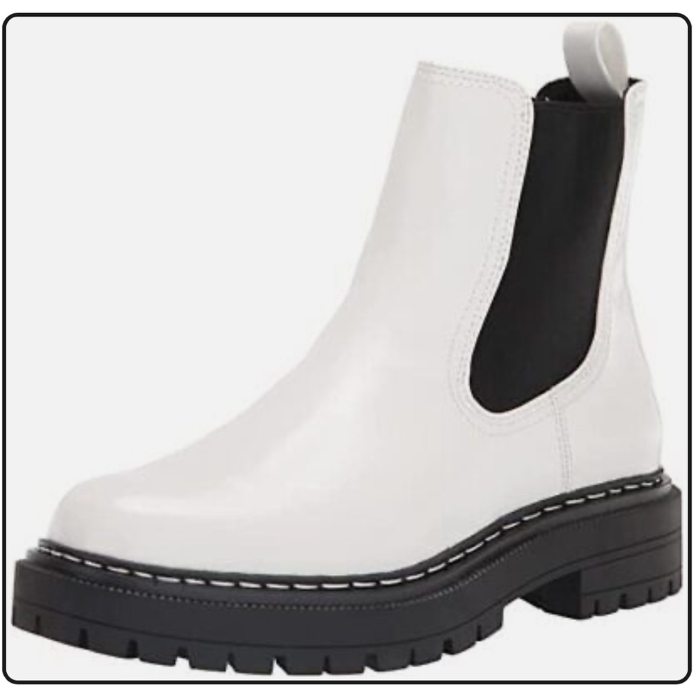 Circus by Sam Edelman Effie White Rounded Toe Chunky Heel Pull On Ankle Boots